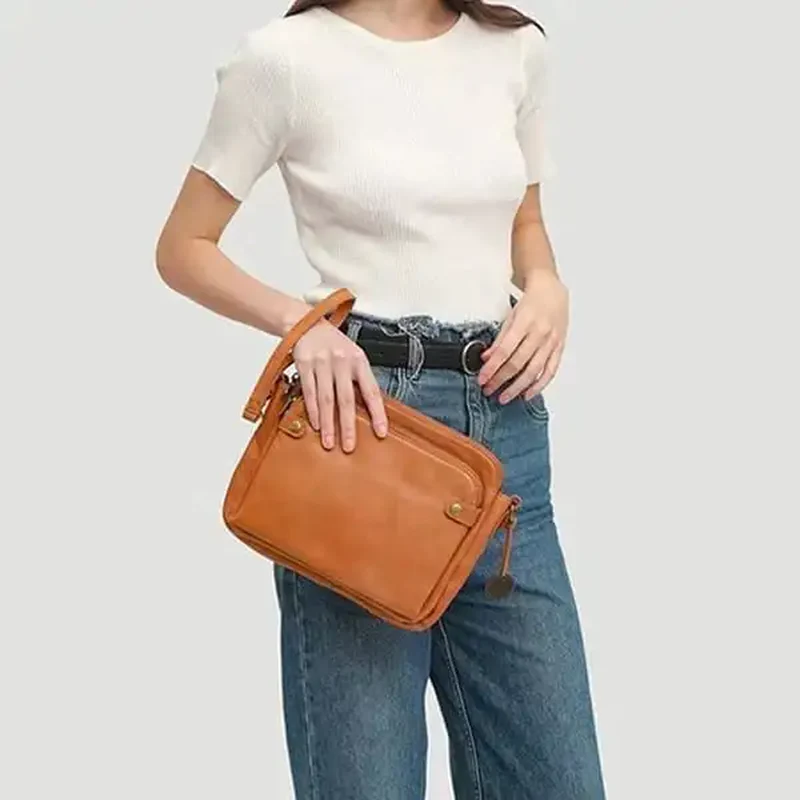 LuxeThrive Crossbody Bag - Image 5